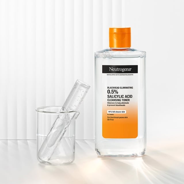 NEUTROGENA 200ML BLACKHEAD CLEAN TONER