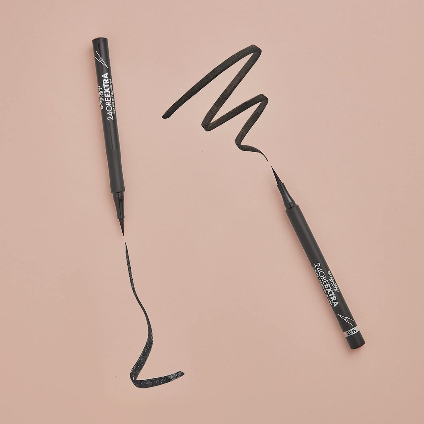 Deborah Milano 24ORE Extra Slim Felt Tip Eyeliner Pen - Black