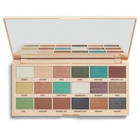 Revolution Macaroons 18 Chocolate Eyeshadow Palette - Iconic and class