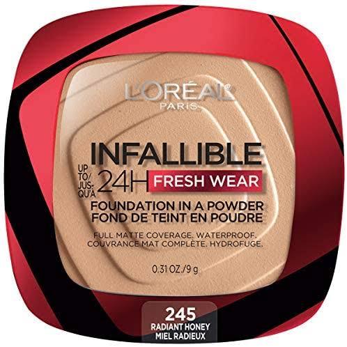 L'Oreal Infallible 24H Fresh Wear Foundation In A Powder - Iconic and class